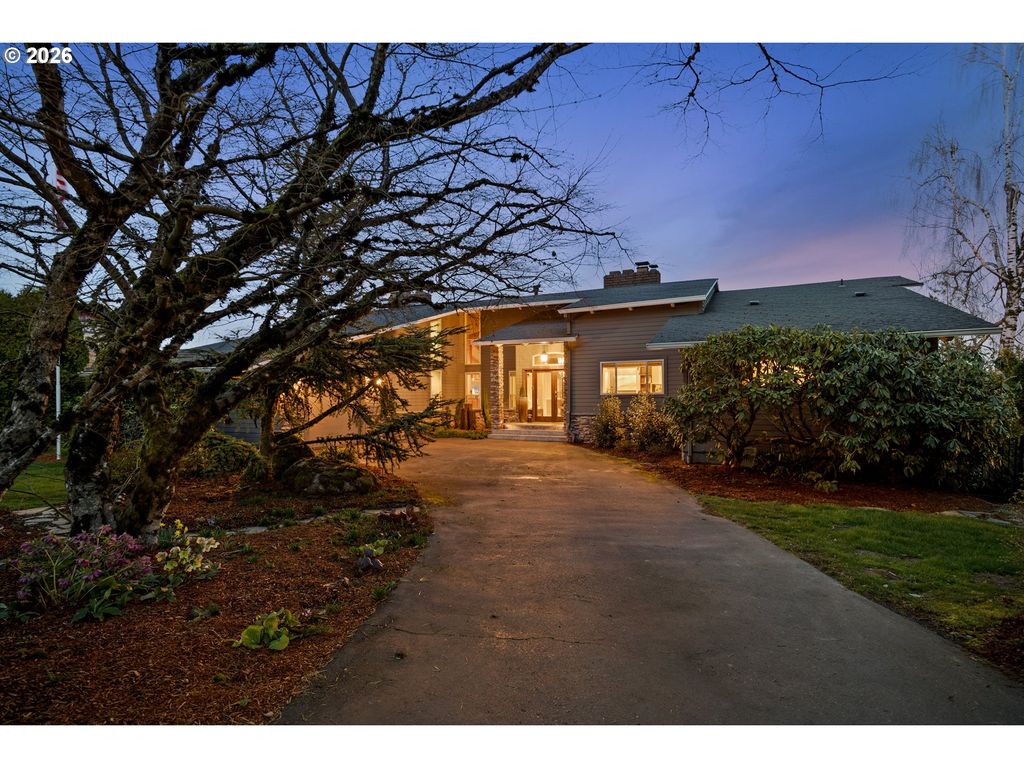 9870 Se FRENCH ACRES Dr, Happy Valley, OR 97086