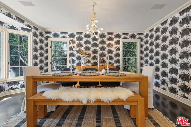 1400 Jonesboro Drive, Los Angeles, CA 90049