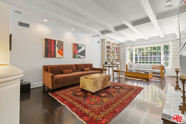 1400 Jonesboro Drive, Los Angeles, CA 90049