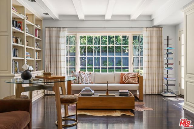 1400 Jonesboro Drive, Los Angeles, CA 90049