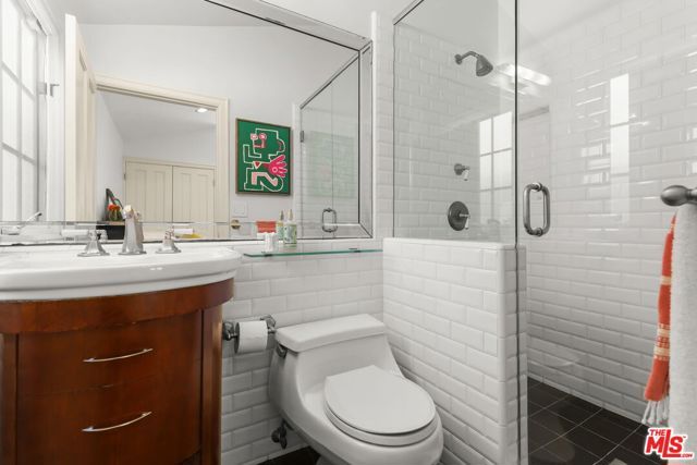 1400 Jonesboro Drive, Los Angeles, CA 90049