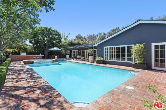 1400 Jonesboro Drive, Los Angeles, CA 90049