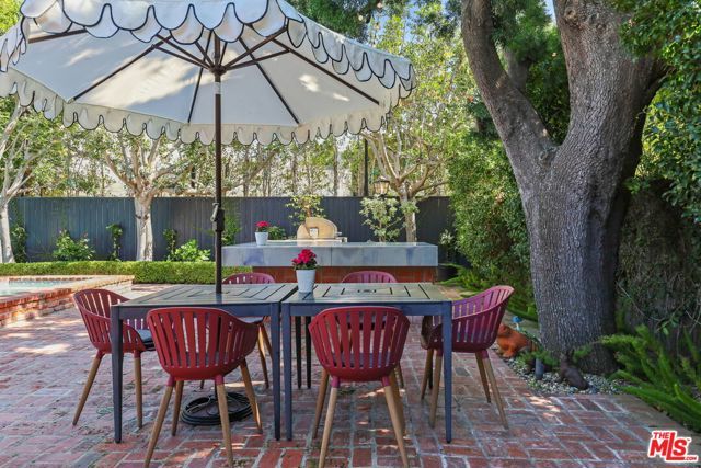 1400 Jonesboro Drive, Los Angeles, CA 90049