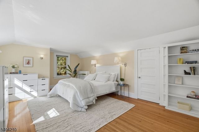 20 Braemore Rd, Montclair Twp., NJ 07043