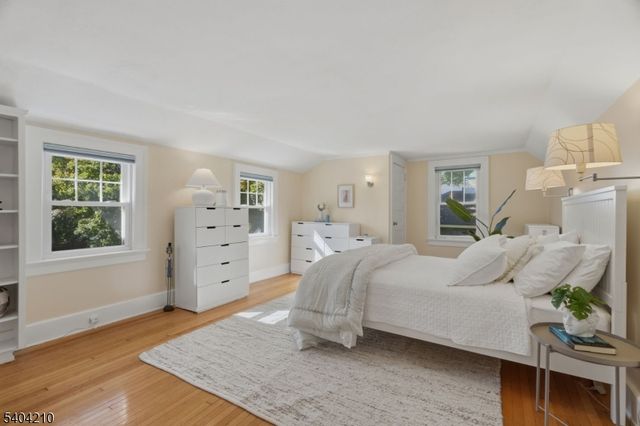 20 Braemore Rd, Montclair Twp., NJ 07043