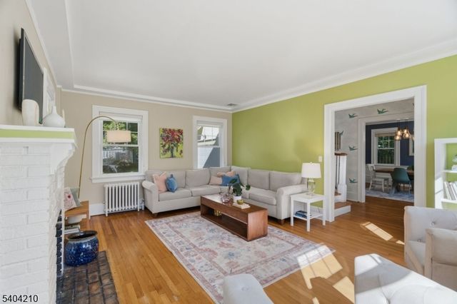 20 Braemore Rd, Montclair Twp., NJ 07043