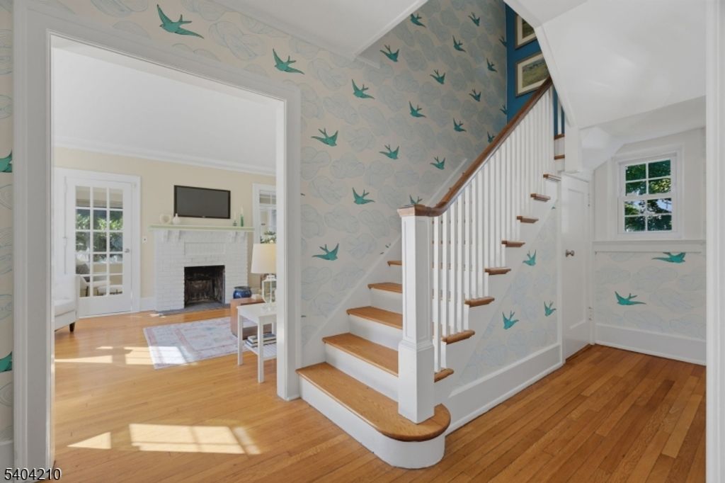 20 Braemore Rd, Montclair Twp., NJ 07043 — photo 2