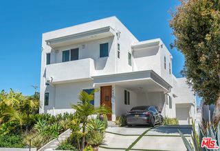 7447 W 81ST Street, Los Angeles, CA 90045
