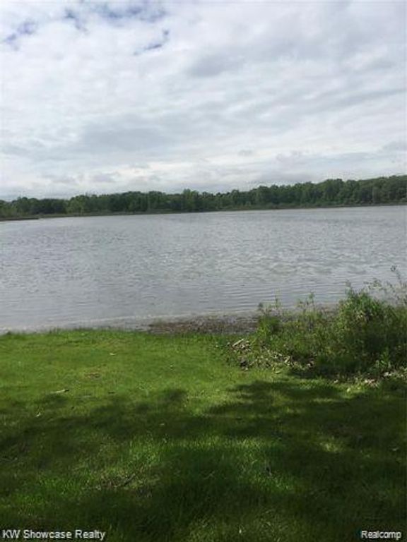 0000 HIghland Park Drive, Highland Charter Township, MI 48356