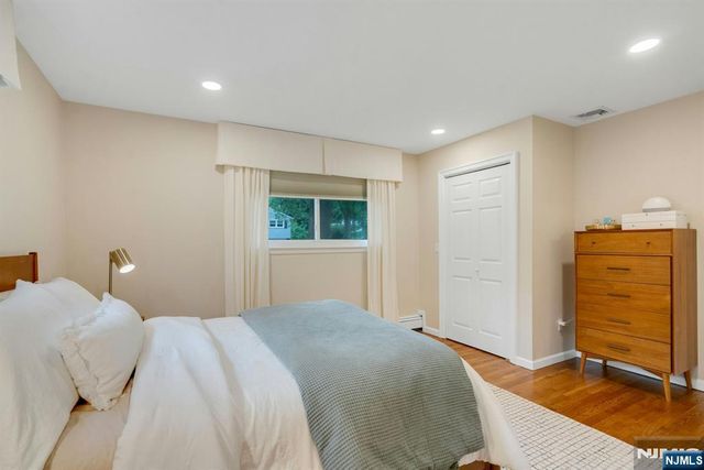 57 Stonefield Road, Glen Rock, NJ 07452