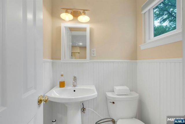 57 Stonefield Road, Glen Rock, NJ 07452