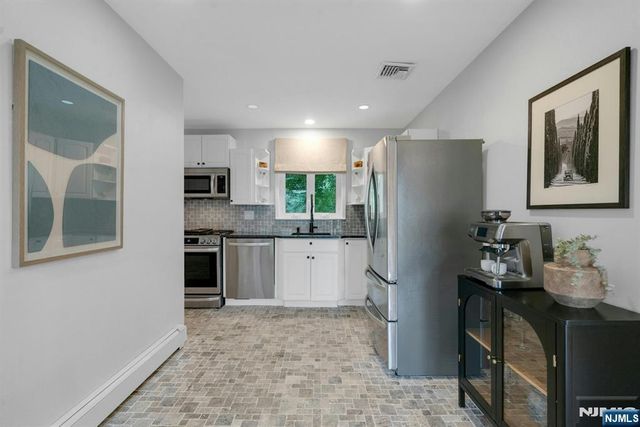 57 Stonefield Road, Glen Rock, NJ 07452