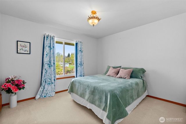 3517 Frogs Leap Lane NE, Olympia, WA 98506