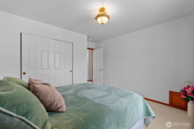 3517 Frogs Leap Lane NE, Olympia, WA 98506