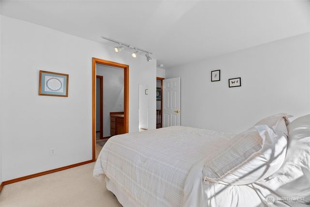 3517 Frogs Leap Lane NE, Olympia, WA 98506