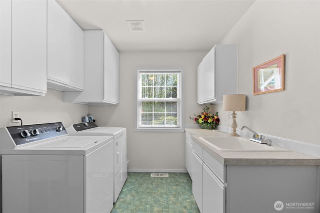 3517 Frogs Leap Lane NE, Olympia, WA 98506