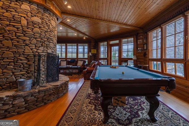 201 Mountainside Parkway, Ellijay, GA 30536