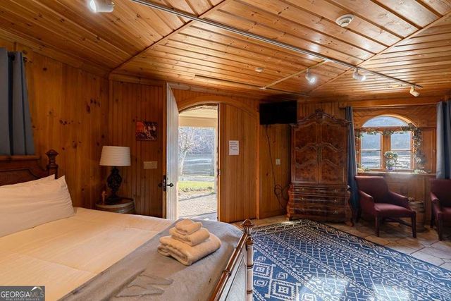 201 Mountainside Parkway, Ellijay, GA 30536