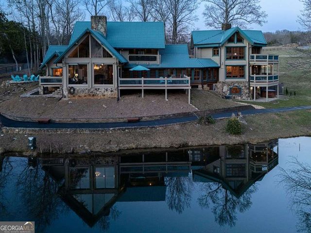 201 Mountainside Parkway, Ellijay, GA 30536