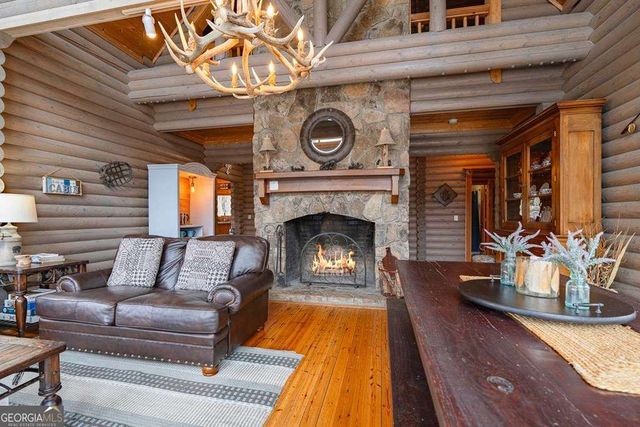 201 Mountainside Parkway, Ellijay, GA 30536