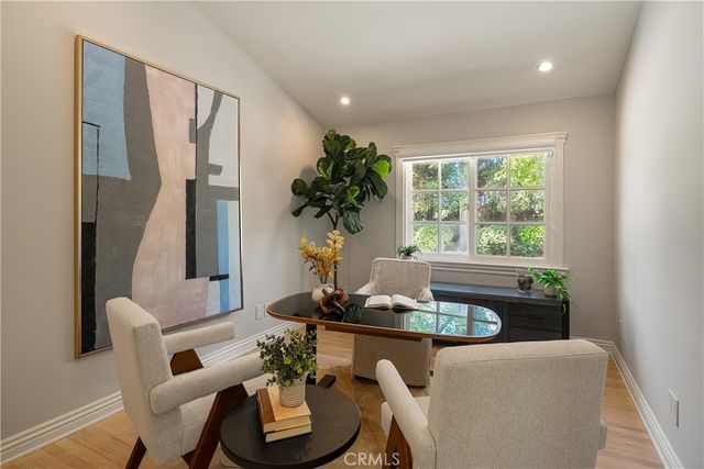 5062 Calvin Avenue, Tarzana, CA 91356