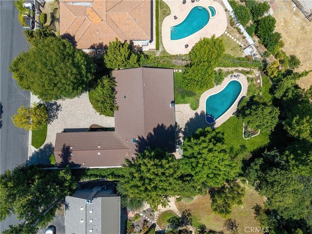 5062 Calvin Avenue, Tarzana, CA 91356