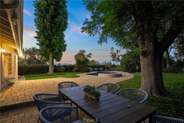 5062 Calvin Avenue, Tarzana, CA 91356