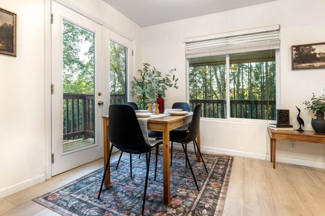 14594 Mill Creek Ln, Grass Valley, CA 95945