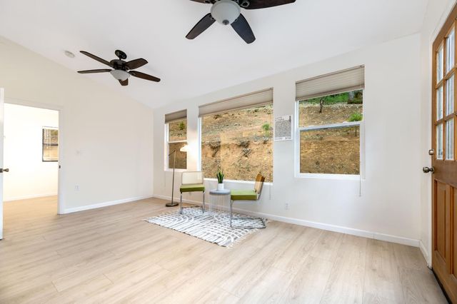 14594 Mill Creek Ln, Grass Valley, CA 95945