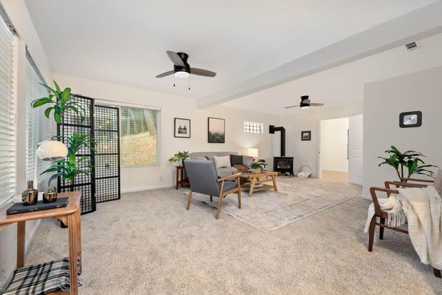 14594 Mill Creek Ln, Grass Valley, CA 95945