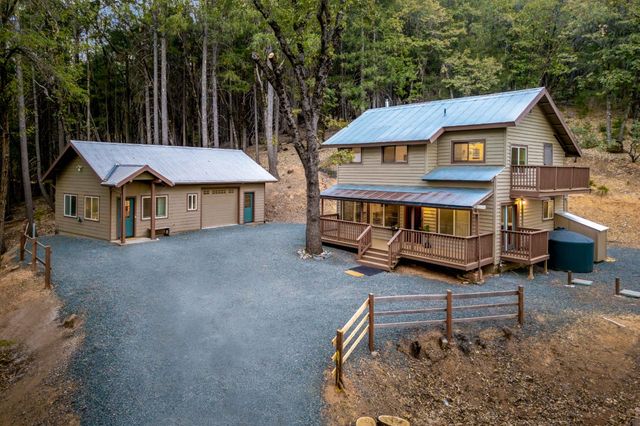 14594 Mill Creek Ln, Grass Valley, CA 95945