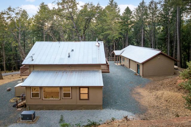 14594 Mill Creek Ln, Grass Valley, CA 95945