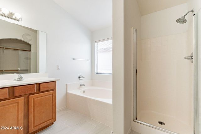 2741 E COWBOY COVE Trail, San Tan Valley, AZ 85143