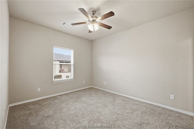 536 Momma Bear Drive, College Station, TX 77845