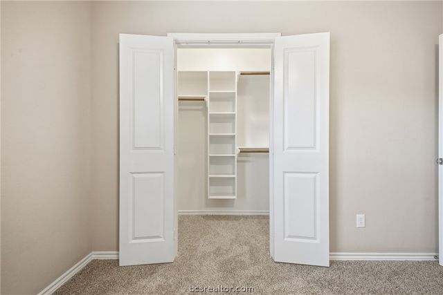 536 Momma Bear Drive, College Station, TX 77845