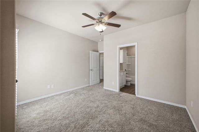 536 Momma Bear Drive, College Station, TX 77845