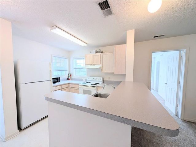 148 University Village Drive F, Central, SC 29630