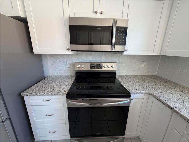 10826 PICCADILLY ROAD, Port Richey, FL 34668