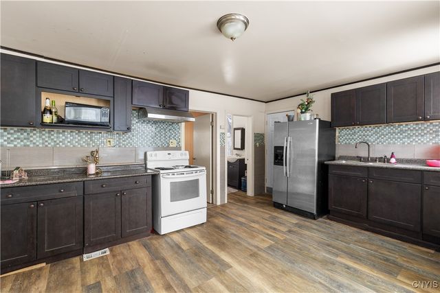 3566 Oneida Street, New Hartford, NY 13413