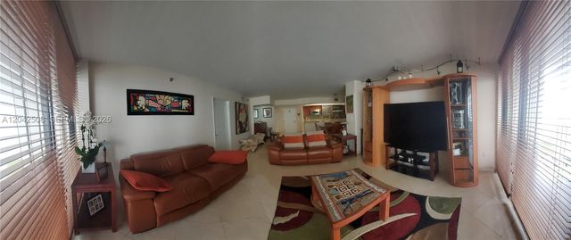 5757 Collins Avenue 1604, Miami Beach, FL 33140