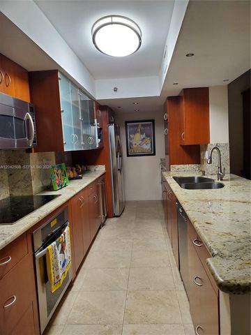 5757 Collins Avenue 1604, Miami Beach, FL 33140