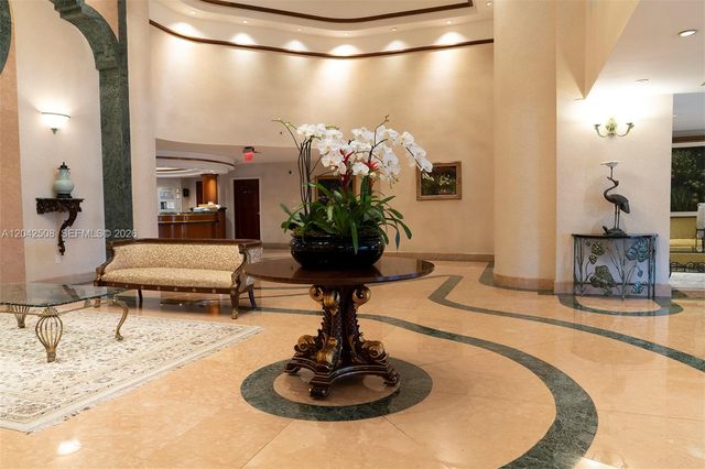 5757 Collins Avenue 1604, Miami Beach, FL 33140