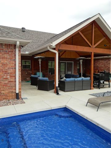 18011 Broadview Drive, Springdale, AR 72764