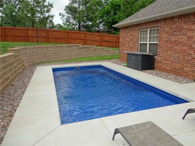 18011 Broadview Drive, Springdale, AR 72764