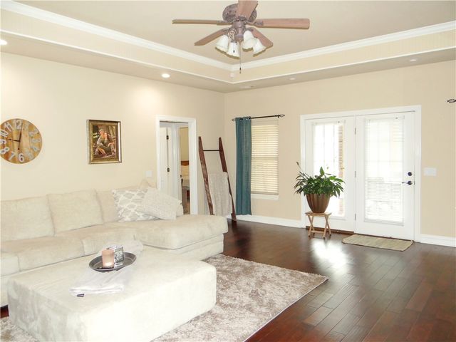 18011 Broadview Drive, Springdale, AR 72764
