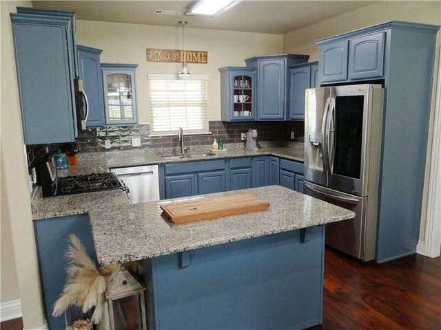 18011 Broadview Drive, Springdale, AR 72764
