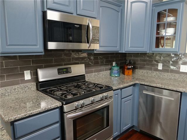 18011 Broadview Drive, Springdale, AR 72764
