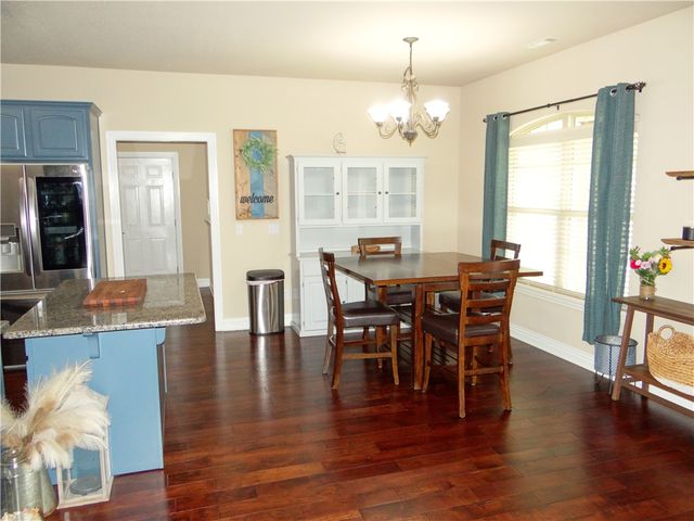 18011 Broadview Drive, Springdale, AR 72764