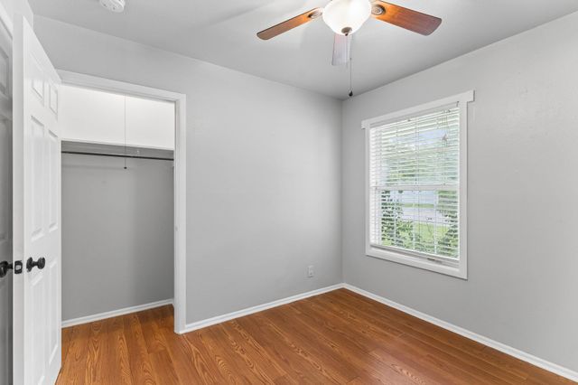 202 E Tate ST, Burnet, TX 78611