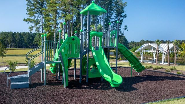 379 Azalea Dr, Hardeeville, SC 29927